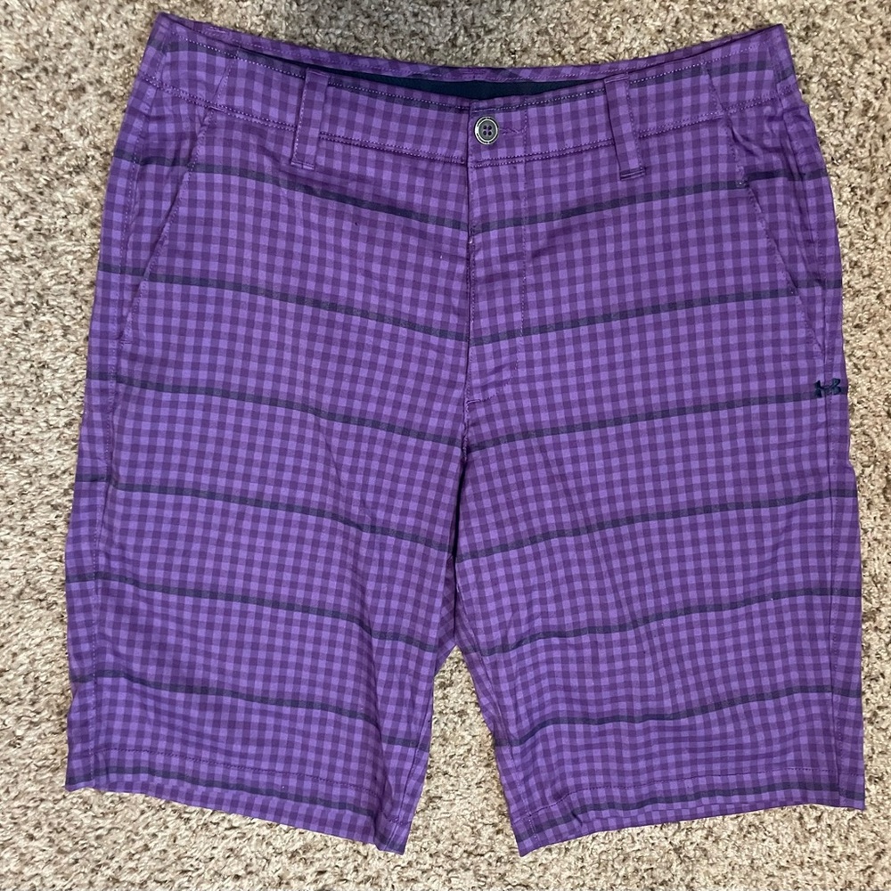 Under Armour Shorts Golf  Performance  Purple Black Men's  Size 34 EUC
